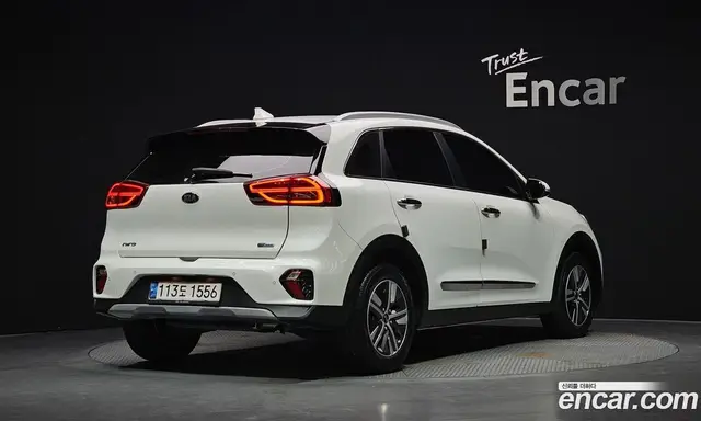 Kia Niro, 2020, 20 729 км