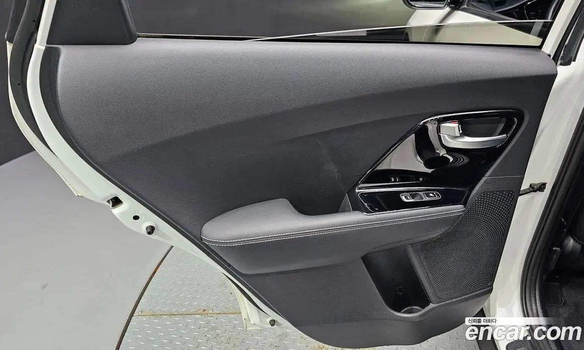 Kia Niro 2020 1.6 автомат (гидро), фото 14 Kia Niro 2020 1.6 автомат (гидро), фото 14