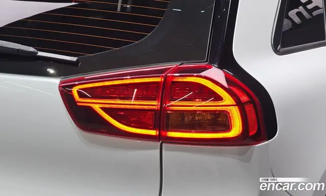 Kia Niro 2020 1.6 автомат (гидро), миниатюра 8 Kia Niro 2020 1.6 автомат (гидро), миниатюра 8