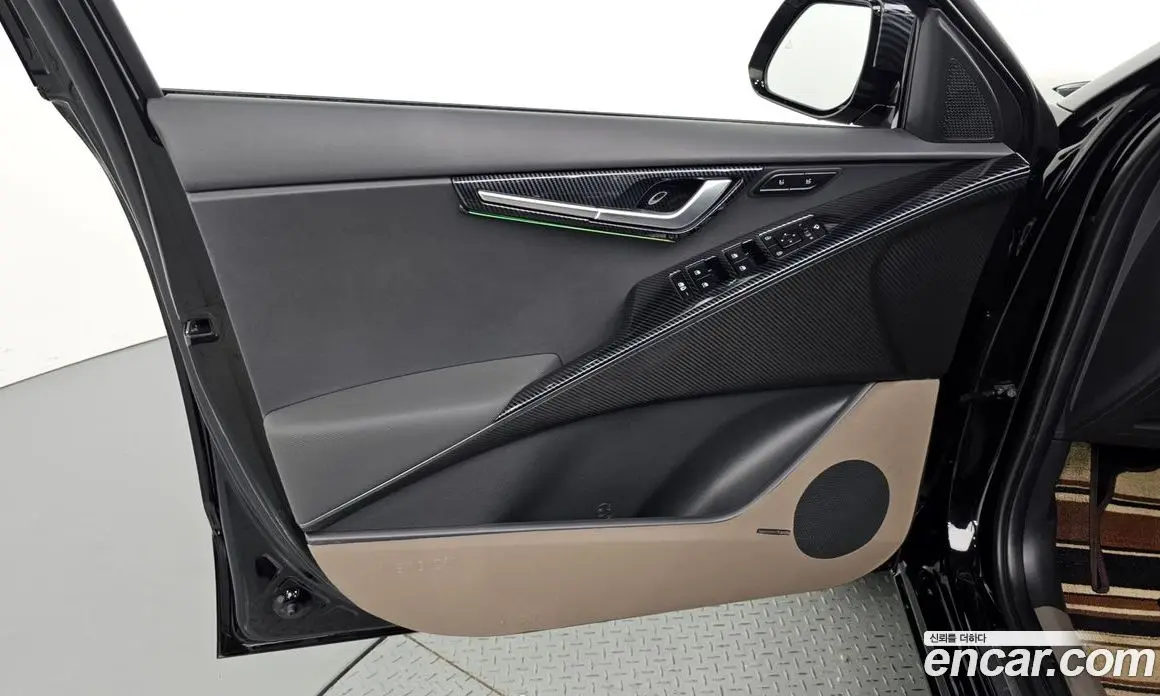 Kia Niro 2025 1.6 автомат (гидро), фото 14