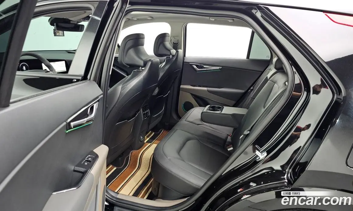 Kia Niro 2025 1.6 автомат (гидро), фото 17