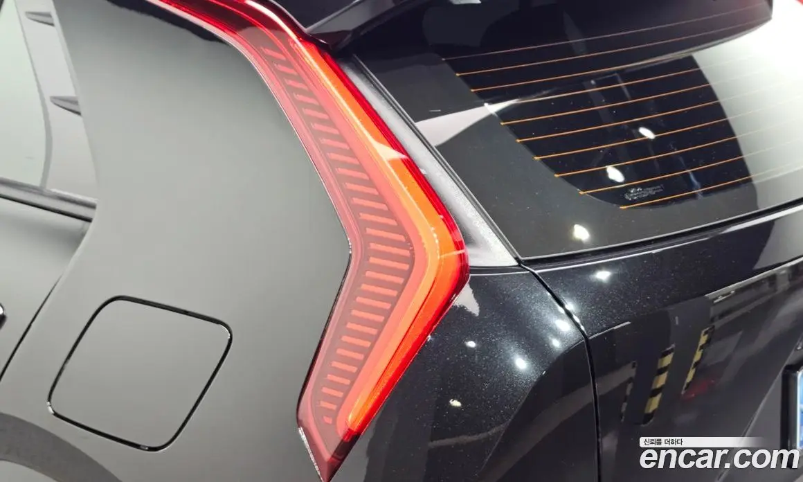 Kia Niro 2025 1.6 автомат (гидро), фото 9