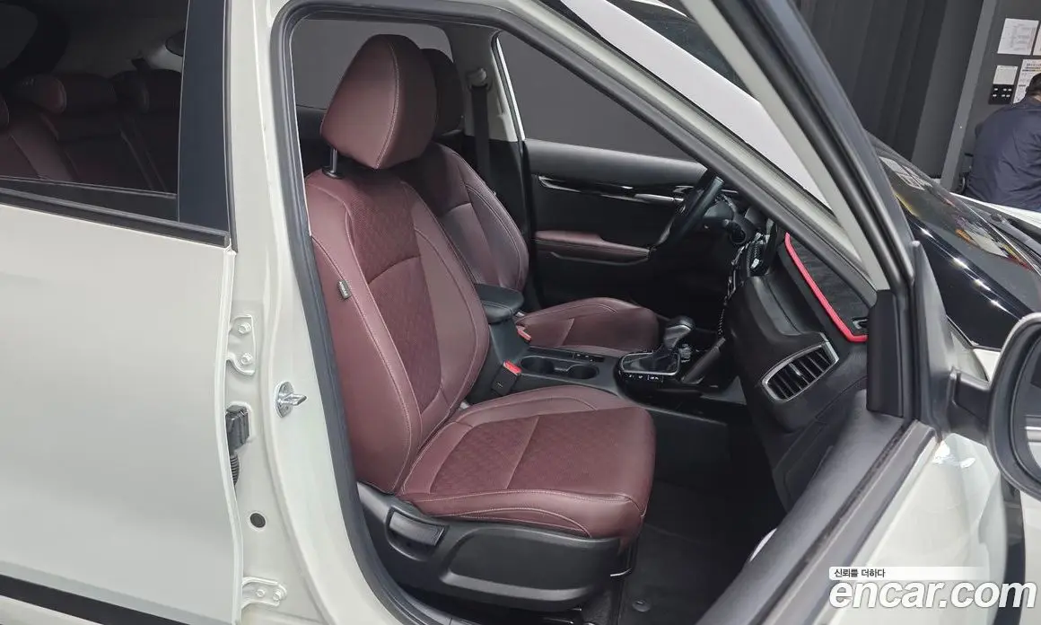 Kia Seltos 2020 1.6 автомат (гидро), фото 18