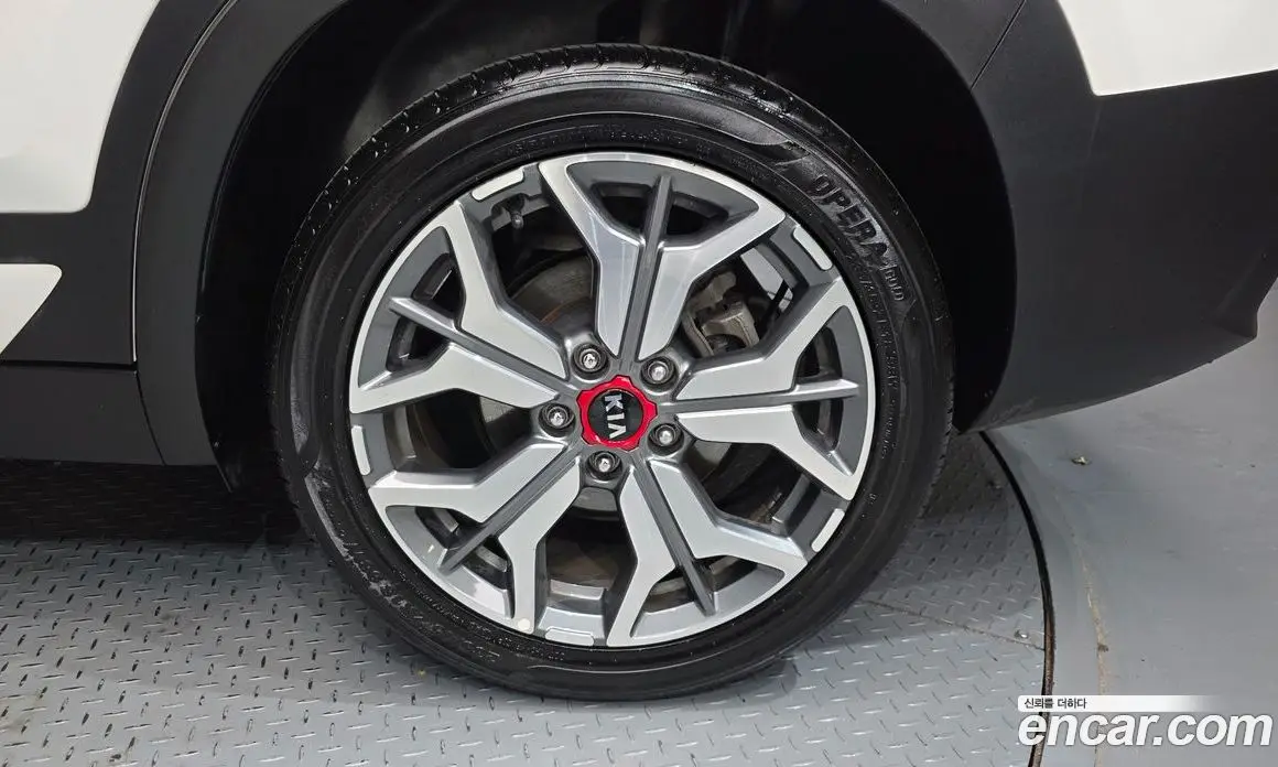 Kia Seltos 2020 1.6 автомат (гидро), фото 7