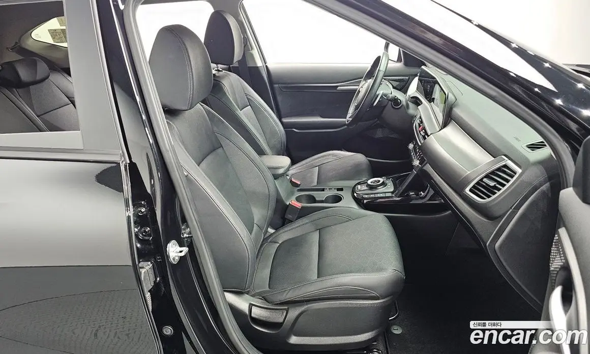 Kia Seltos 2023 1.6 автомат (гидро), фото 16 Kia Seltos 2023 1.6 автомат (гидро), фото 16