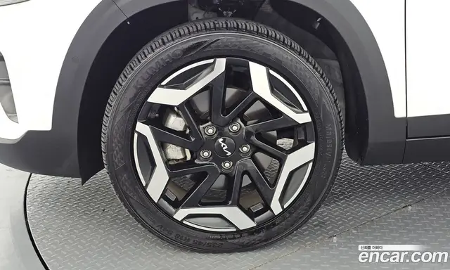 Kia Seltos 2025 1.6 автомат (гидро), миниатюра 5
