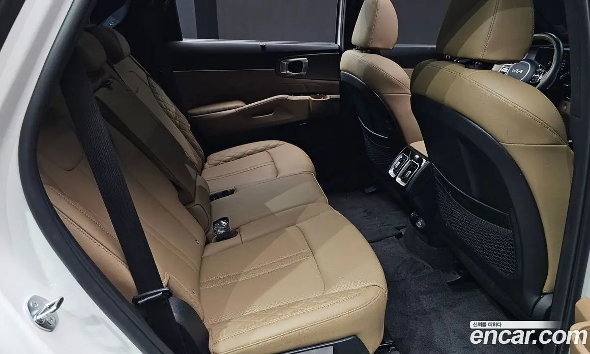 Kia Sorento 2024 1.6 автомат (гидро), фото 17