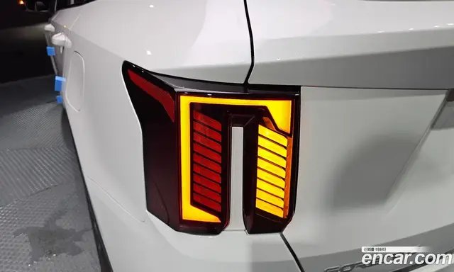 Kia Sorento 2024 1.6 автомат (гидро), миниатюра 8