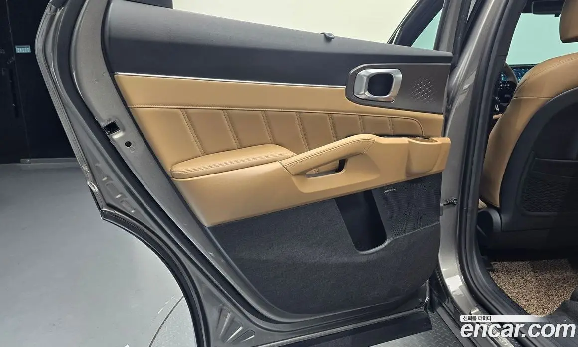 Kia Sorento 2025 2.5 автомат (гидро), фото 14 Kia Sorento 2025 2.5 автомат (гидро), фото 14