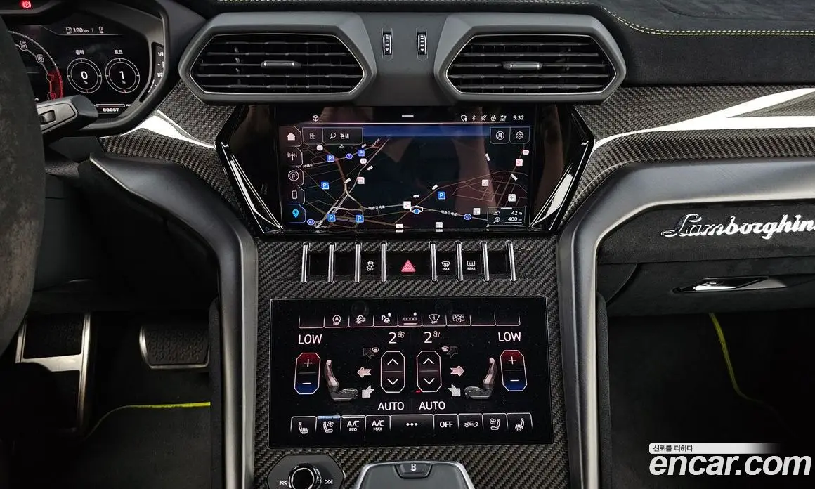 Lamborghini Urus 2024 4.0 автомат (гидро), фото 20 Lamborghini Urus 2024 4.0 автомат (гидро), фото 20