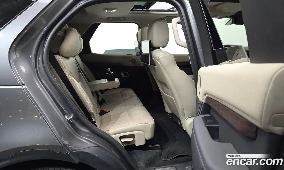 Land Rover Discovery 2019 3.0 автомат (гидро), фото 17
