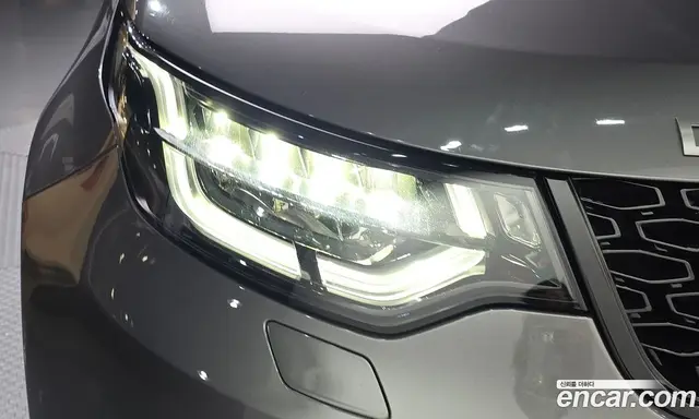 Land Rover Discovery 2019 3.0 автомат (гидро), миниатюра 7
