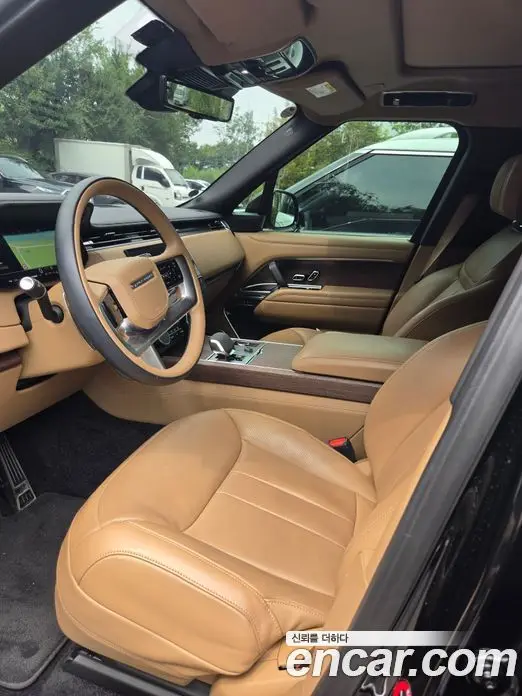 Land Rover Range Rover 2022 4.4 автомат (гидро), фото 6