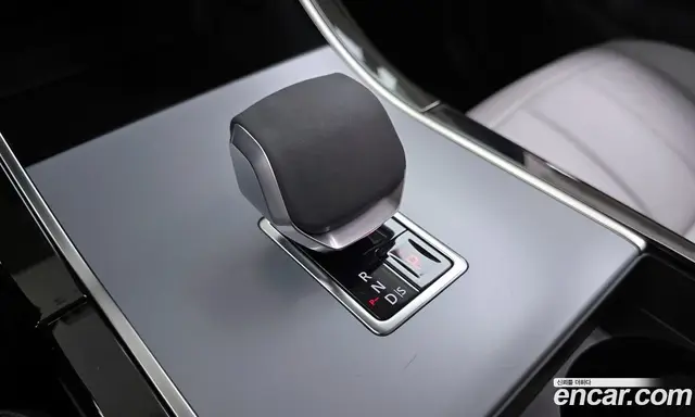Land Rover Range Rover Evoque 2025 2.0 автомат (гидро), миниатюра 12