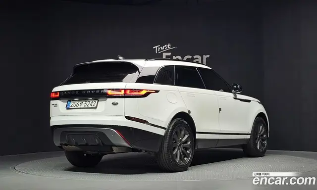 Land Rover Range Rover Velar 2019 2.0 автомат (гидро), миниатюра 2