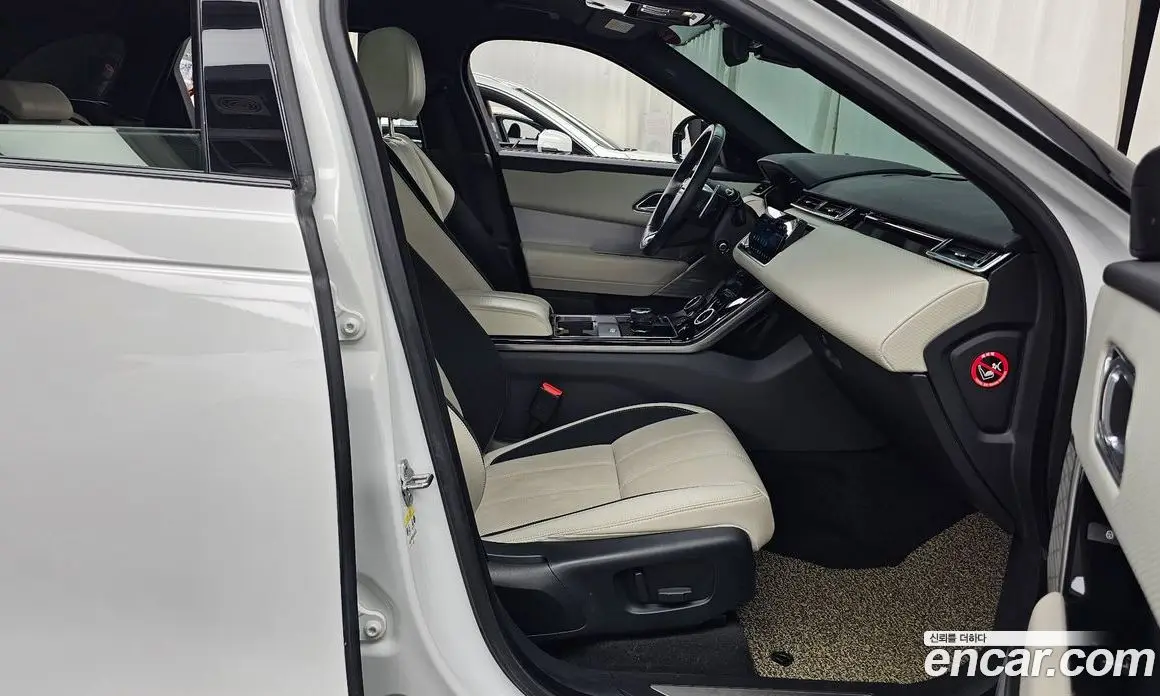 Land Rover Range Rover Velar 2019 2.0 автомат (гидро), фото 11