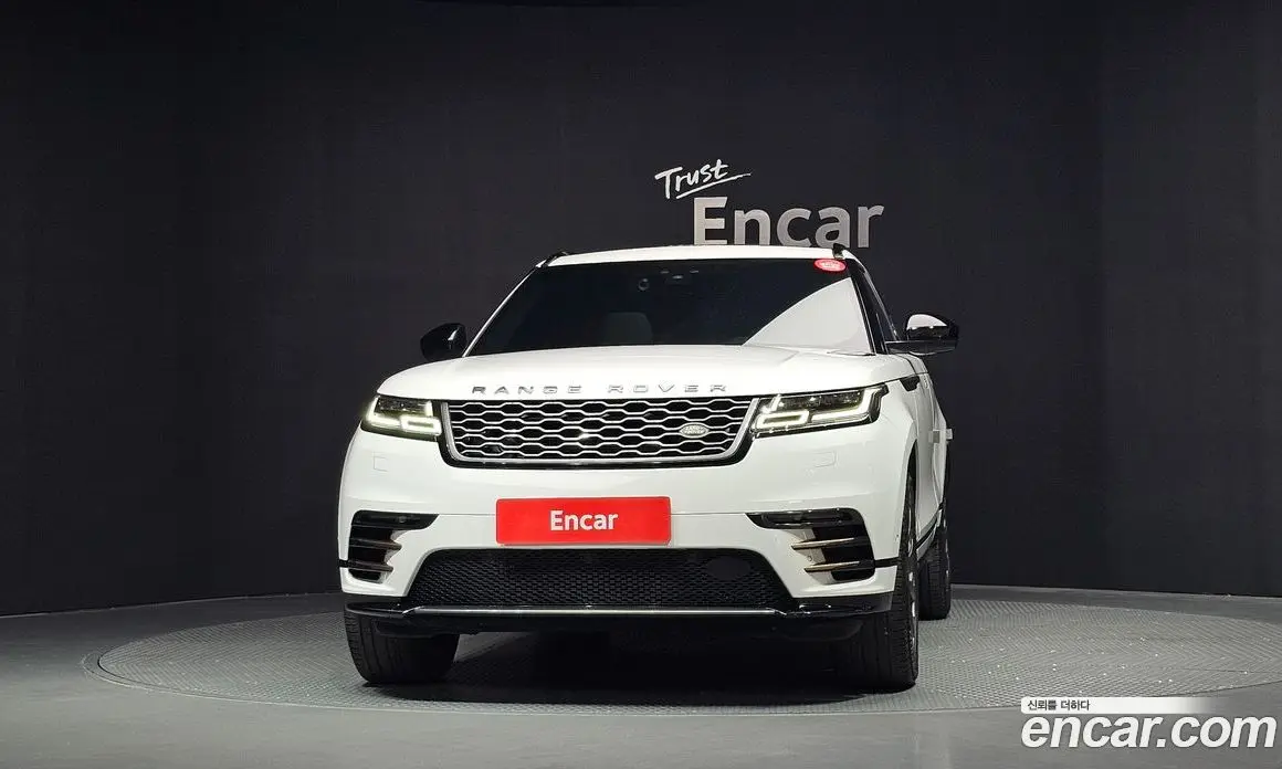Land Rover Range Rover Velar 2019 2.0 автомат (гидро), фото 3