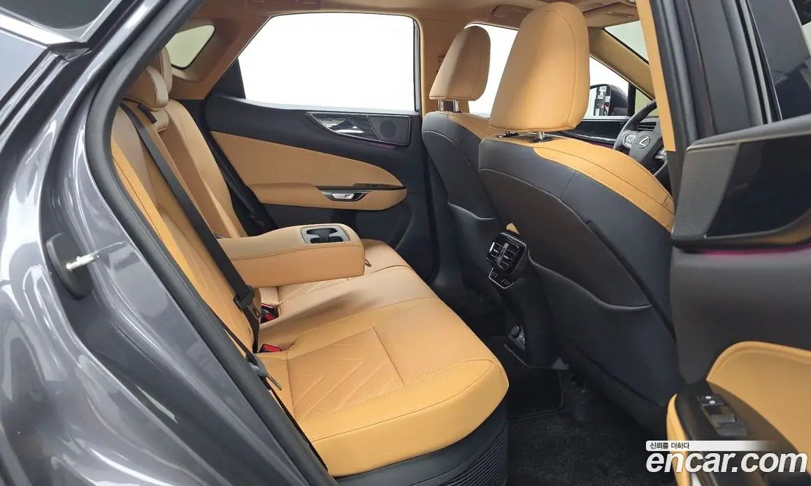 Lexus NX 2026 2.5 автомат (гидро), фото 18