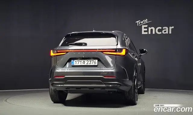 Lexus NX 2026 2.5 автомат (гидро), миниатюра 4