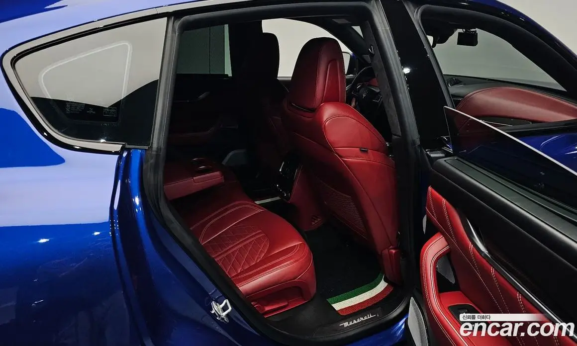 Maserati Levante 2019 3.8 автомат (гидро), фото 18 Maserati Levante 2019 3.8 автомат (гидро), фото 18