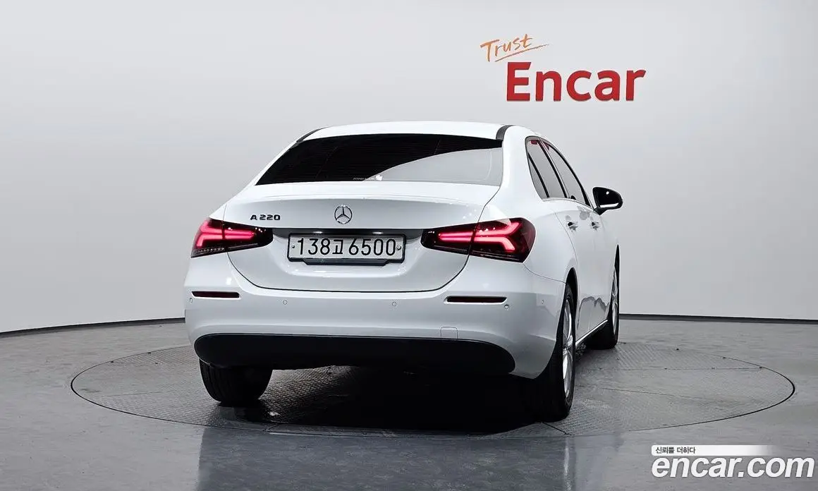 Mercedes-Benz A-Class 2020 2.0 автомат (гидро), фото 3 Mercedes-Benz A-Class 2020 2.0 автомат (гидро), фото 3