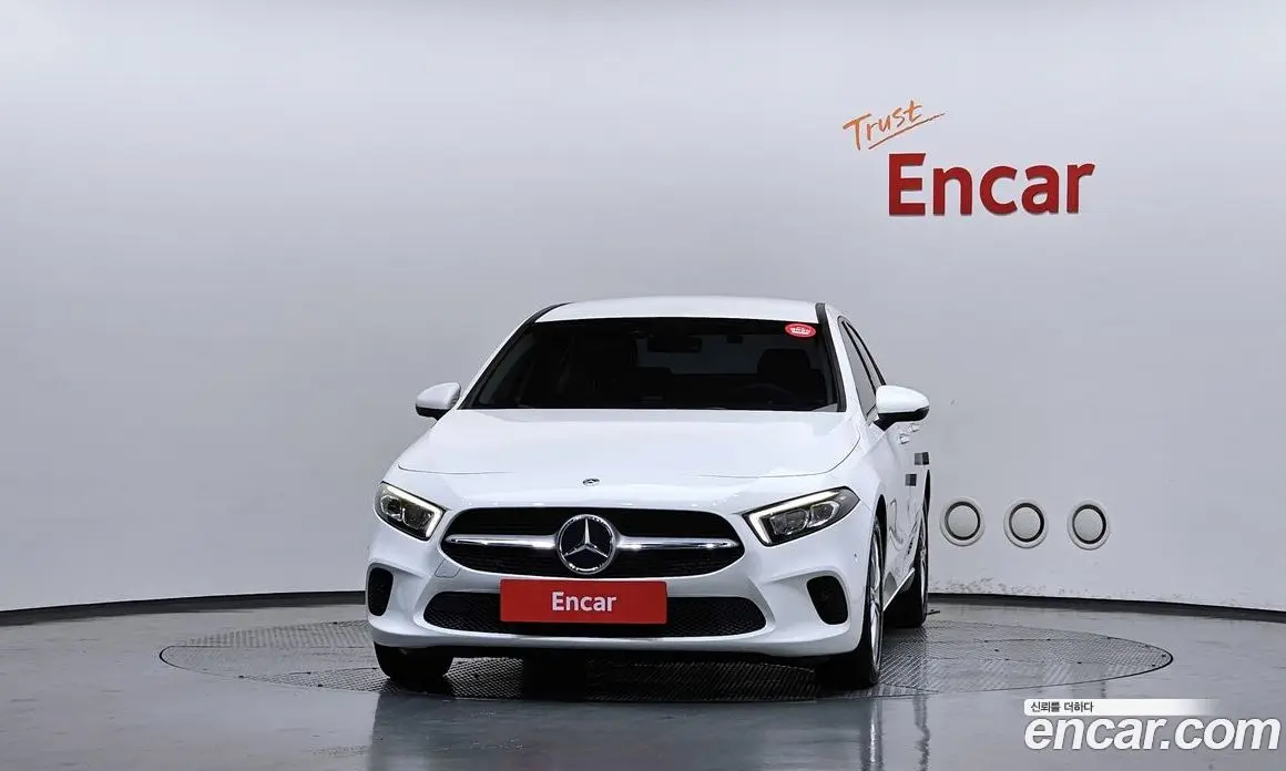 Mercedes-Benz A-Class 2020 2.0 автомат (гидро), фото 3 Mercedes-Benz A-Class 2020 2.0 автомат (гидро), фото 3