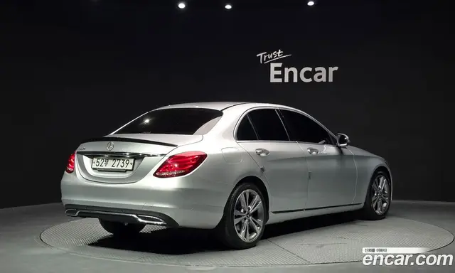 Mercedes-Benz C-Class 2018 2.1 автомат (гидро), миниатюра 2