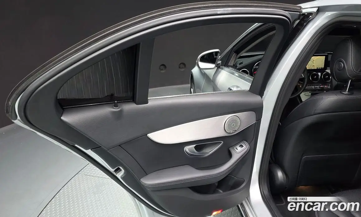 Mercedes-Benz C-Class 2018 2.1 автомат (гидро), фото 15