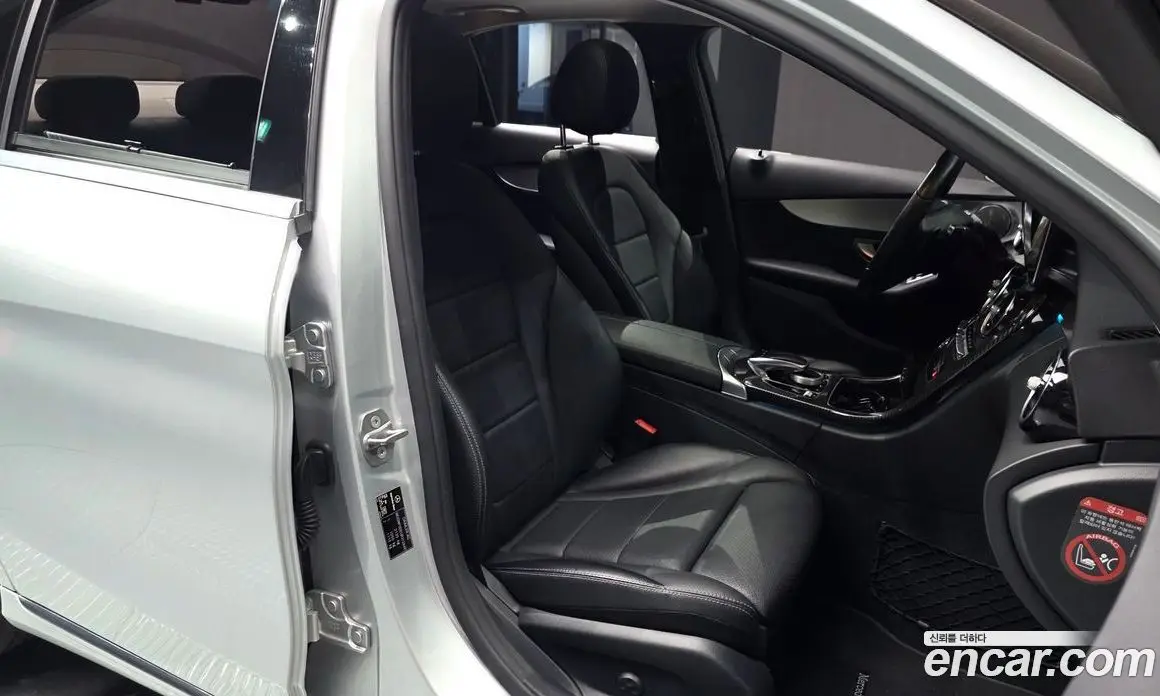 Mercedes-Benz C-Class 2018 2.1 автомат (гидро), фото 16