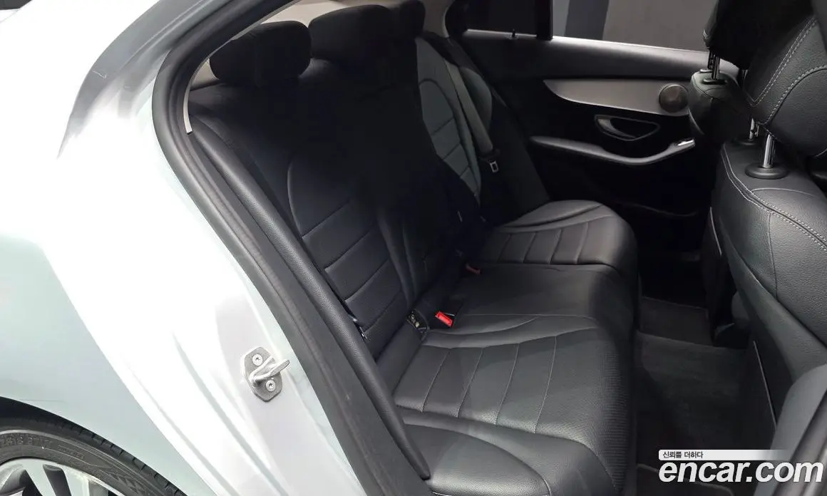 Mercedes-Benz C-Class 2018 2.1 автомат (гидро), фото 17