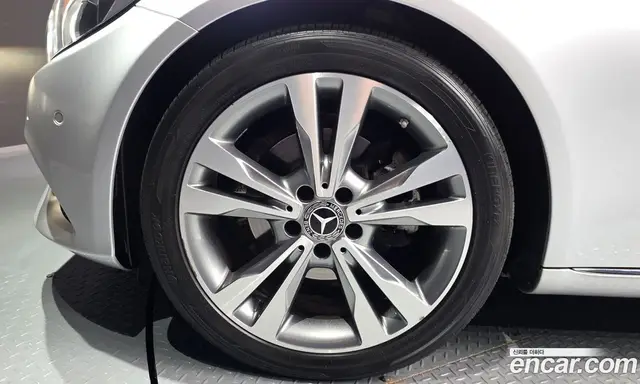 Mercedes-Benz C-Class 2018 2.1 автомат (гидро), миниатюра 5