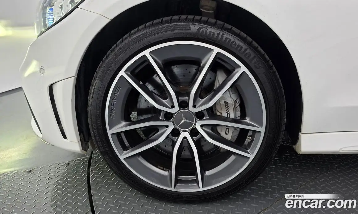 Mercedes-Benz C-Class 2019 3.0 автомат (гидро), фото 5 Mercedes-Benz C-Class 2019 3.0 автомат (гидро), фото 5