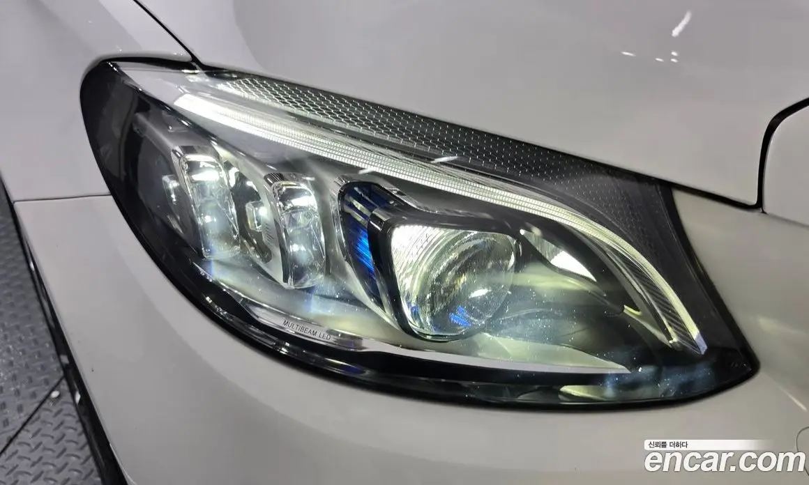 Mercedes-Benz C-Class 2019 3.0 автомат (гидро), фото 8 Mercedes-Benz C-Class 2019 3.0 автомат (гидро), фото 8