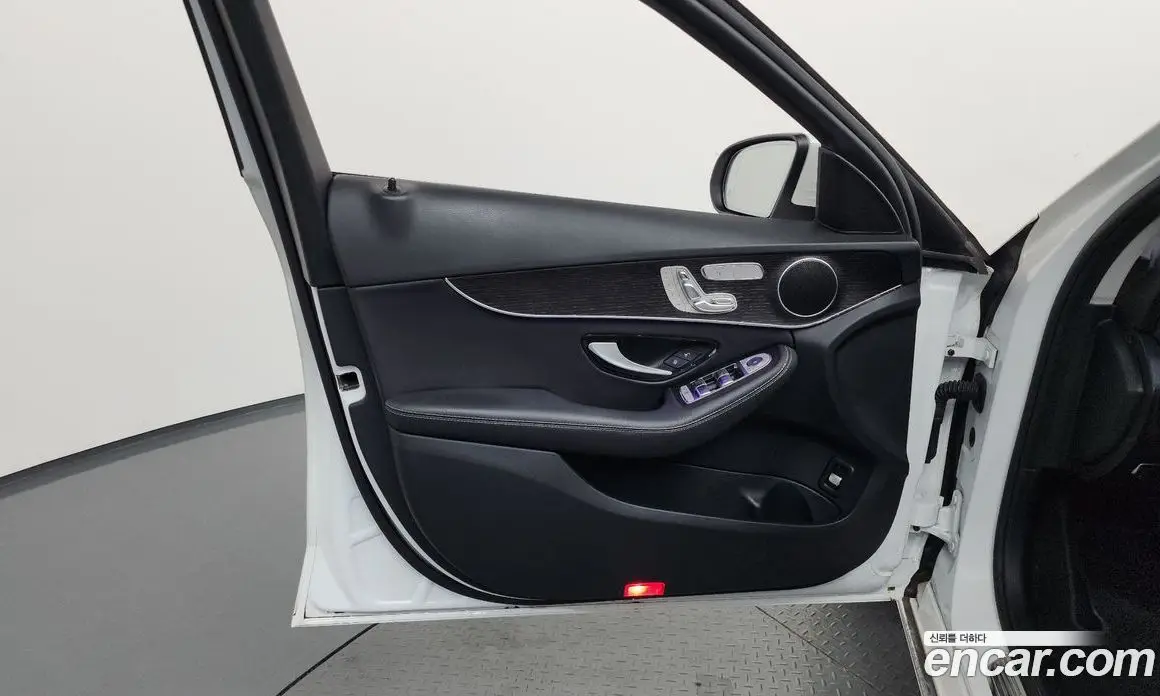 Mercedes-Benz C-Class 2021 1.9 автомат (гидро), фото 14