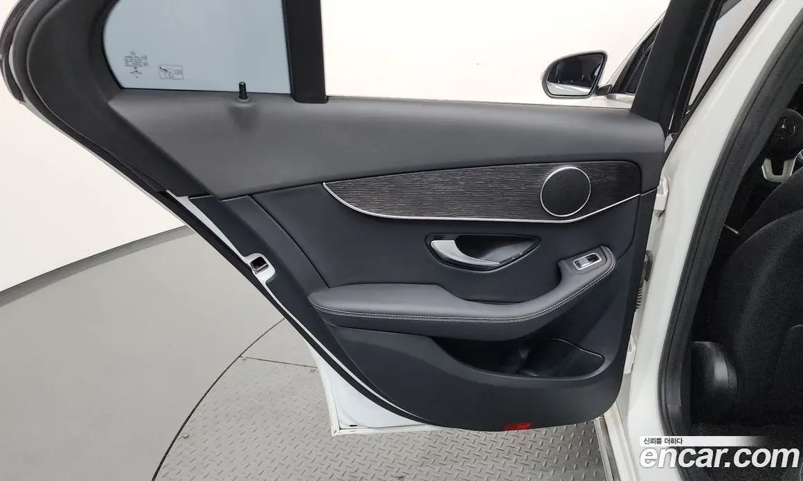 Mercedes-Benz C-Class 2021 1.9 автомат (гидро), фото 15
