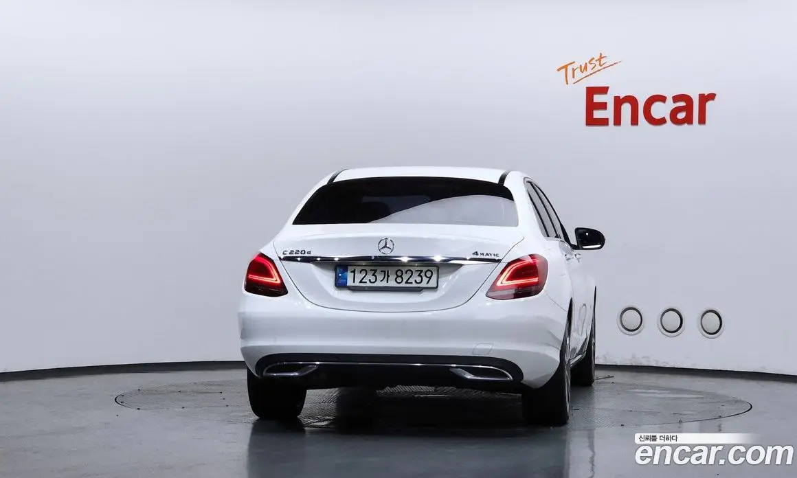 Mercedes-Benz C-Class 2021 1.9 автомат (гидро), фото 4