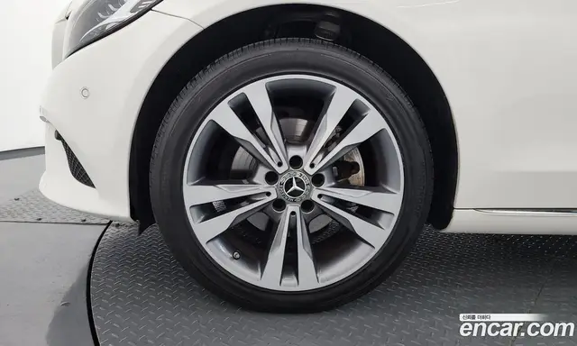 Mercedes-Benz C-Class 2021 1.9 автомат (гидро), миниатюра 5