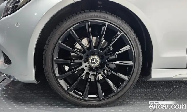 Mercedes-Benz CLS-Class 2017 2.1 автомат (гидро), миниатюра 4 Mercedes-Benz CLS-Class 2017 2.1 автомат (гидро), миниатюра 4