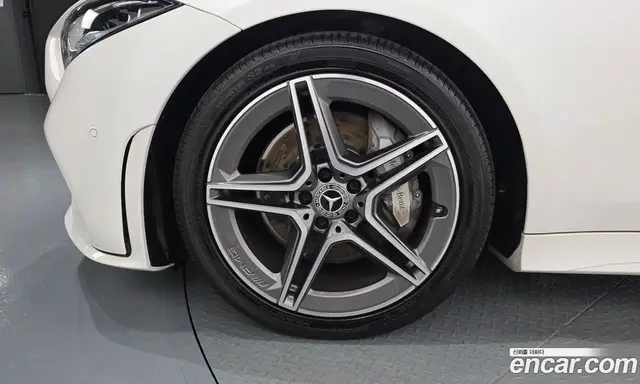 Mercedes-Benz CLS-Class 2020 1.9 автомат (гидро), миниатюра 5 Mercedes-Benz CLS-Class 2020 1.9 автомат (гидро), миниатюра 5
