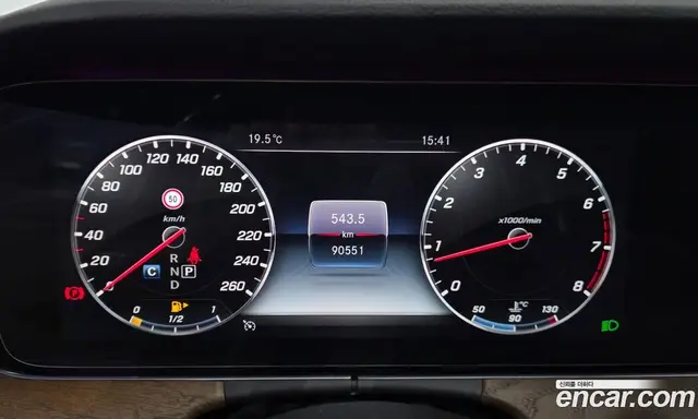 Mercedes-Benz E-Class 2019 2.0 автомат (гидро), миниатюра 11