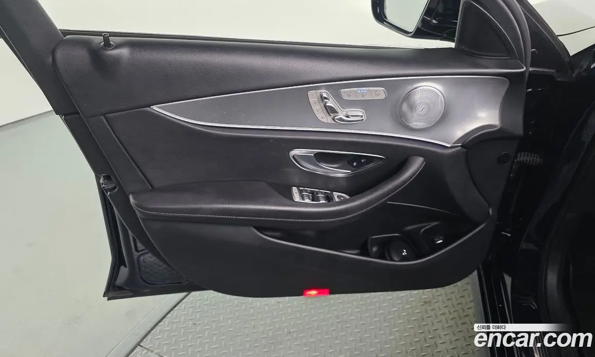 Mercedes-Benz E-Class 2019 2.0 автомат (гидро), фото 14