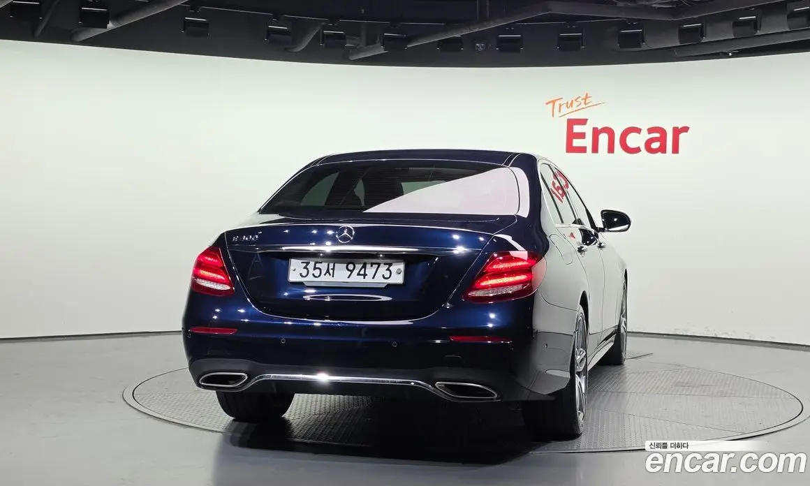Mercedes-Benz E-Class 2019 2.0 автомат (гидро), фото 4