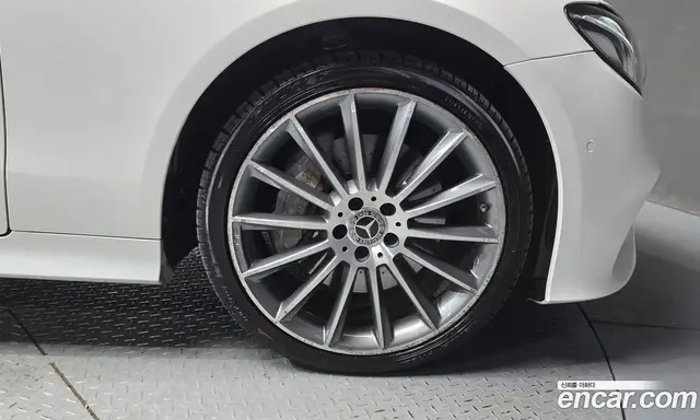 Mercedes-Benz E-Class 2019 3.0 автомат (гидро), миниатюра 7 Mercedes-Benz E-Class 2019 3.0 автомат (гидро), миниатюра 7