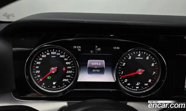 Mercedes-Benz E-Class 2020 2.0 автомат (гидро), миниатюра 11 Mercedes-Benz E-Class 2020 2.0 автомат (гидро), миниатюра 11