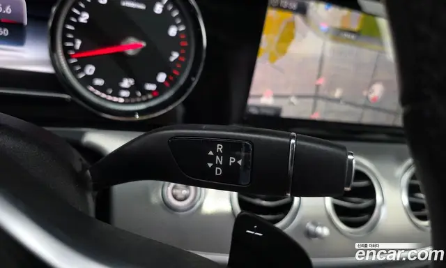 Mercedes-Benz E-Class 2020 2.0 автомат (гидро), миниатюра 12