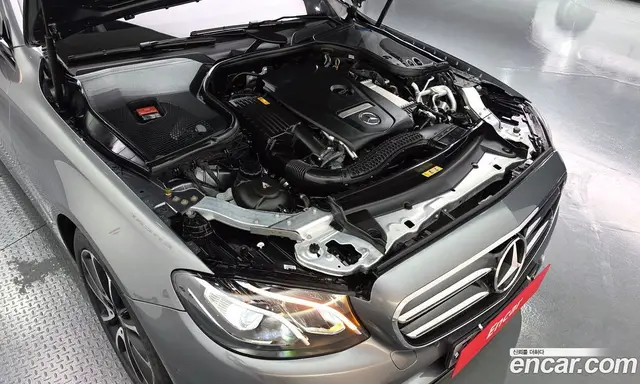 Mercedes-Benz E-Class 2020 2.0 автомат (гидро), миниатюра 6 Mercedes-Benz E-Class 2020 2.0 автомат (гидро), миниатюра 6