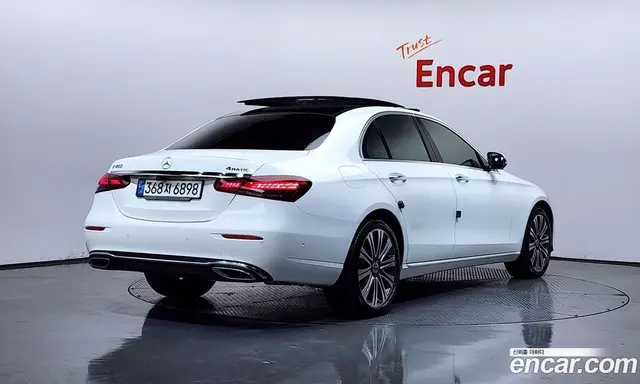 Mercedes-Benz E-Class, 2021, 14 771 км