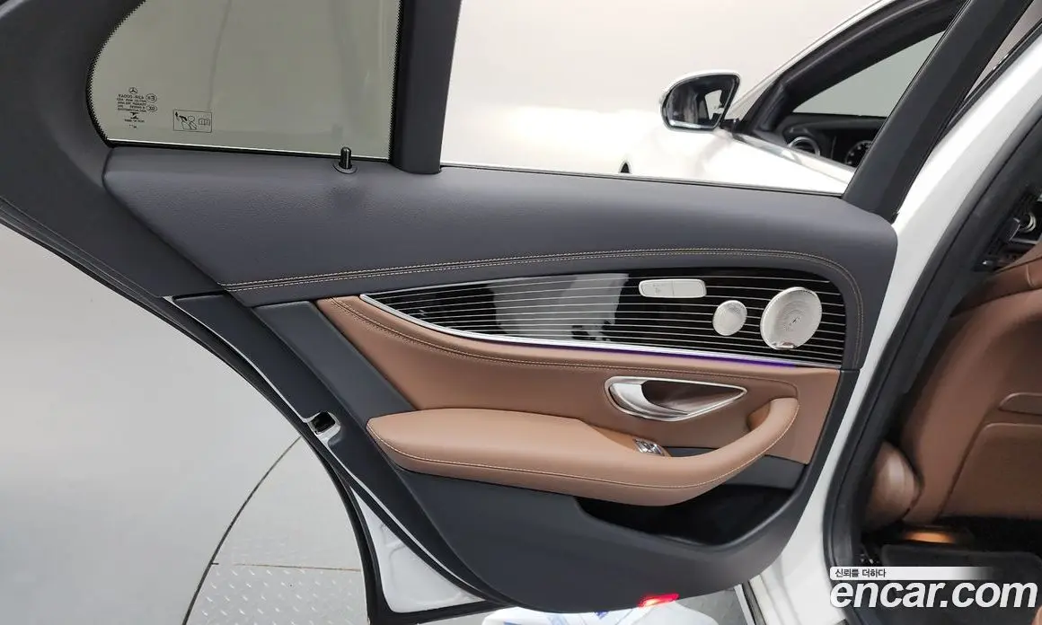 Mercedes-Benz E-Class 2021 3.0 автомат (гидро), фото 14 Mercedes-Benz E-Class 2021 3.0 автомат (гидро), фото 14