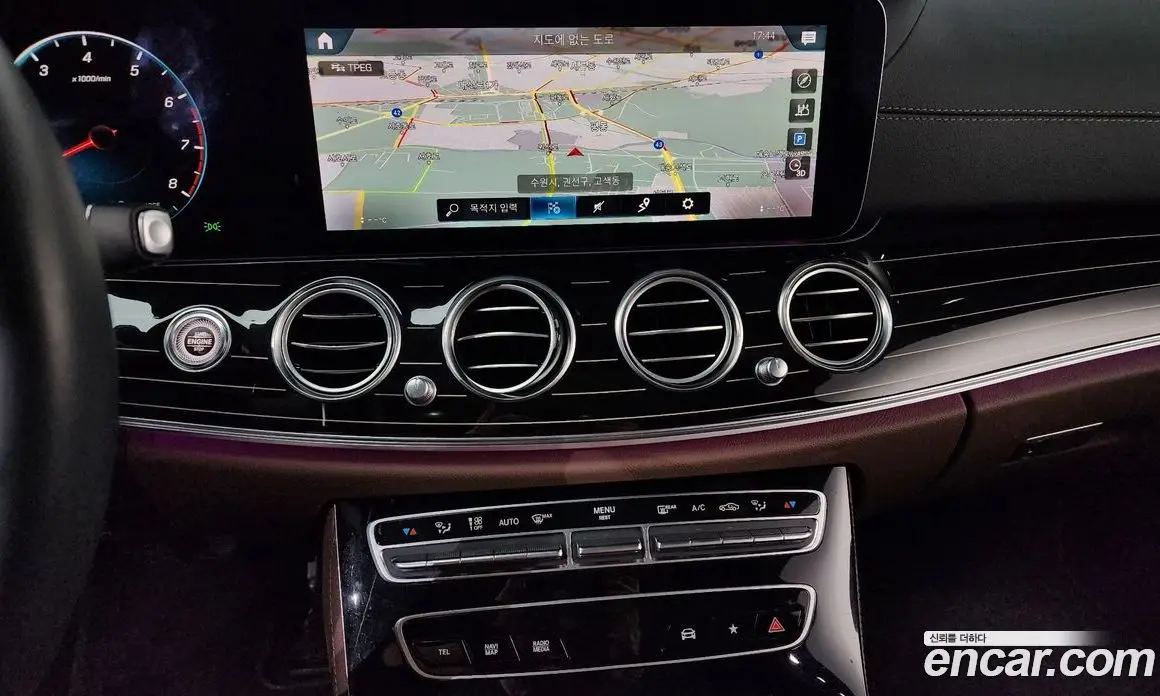 Mercedes-Benz E-Class 2021 3.0 автомат (гидро), фото 17 Mercedes-Benz E-Class 2021 3.0 автомат (гидро), фото 17