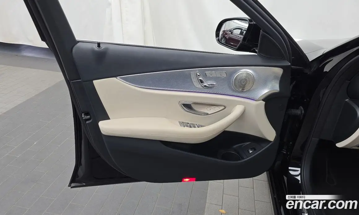 Mercedes-Benz E-Class 2021 2.0 автомат (гидро), фото 14 Mercedes-Benz E-Class 2021 2.0 автомат (гидро), фото 14